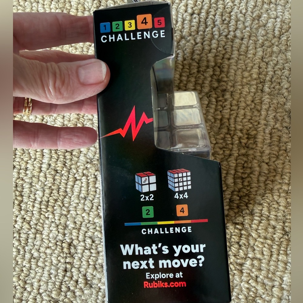 Rubik's Pulse Puzzle Cube - Picture 8 of 10